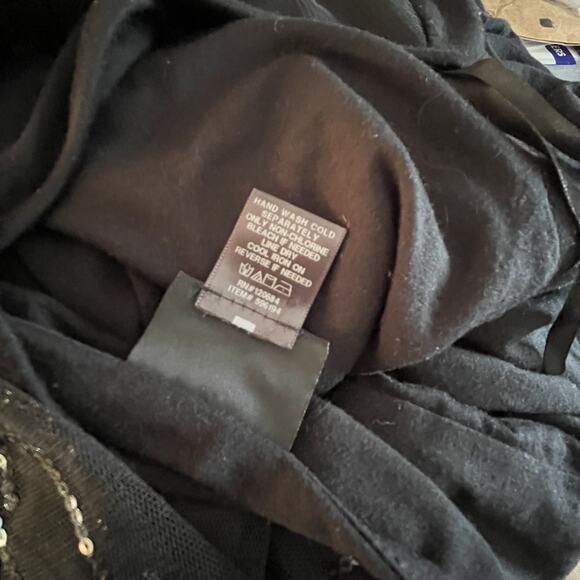 Torrid Top Womens 3X Black Sequin Sheer Overlay Blouse 3/4 Sleeve Plus Size - Picture 5 of 9